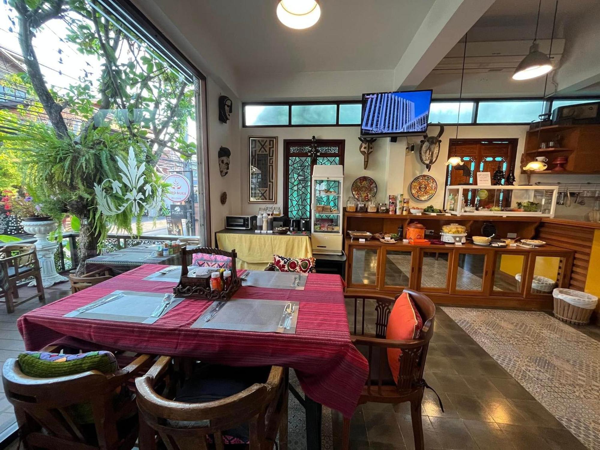 Baan Huenphen Boutique Hotel Chiang Mai Esterno foto