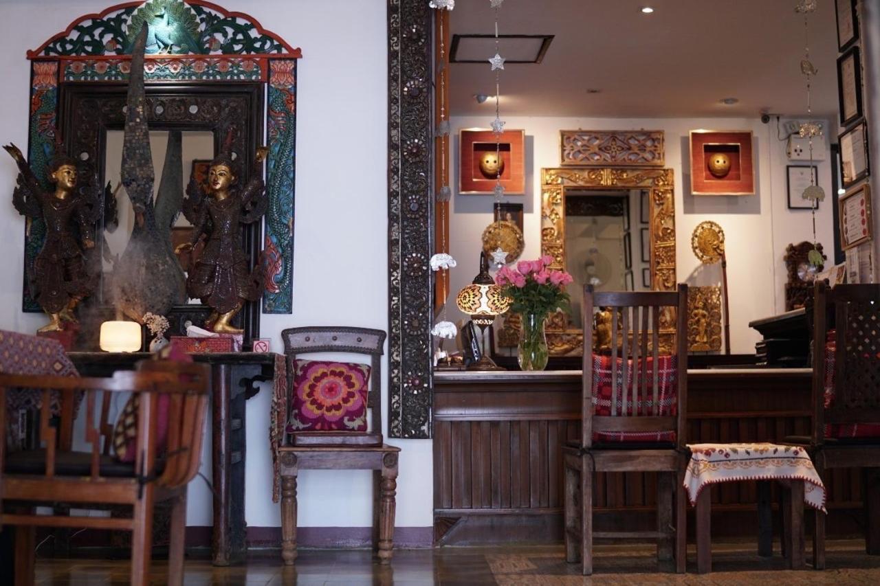 Baan Huenphen Boutique Hotel Chiang Mai Esterno foto