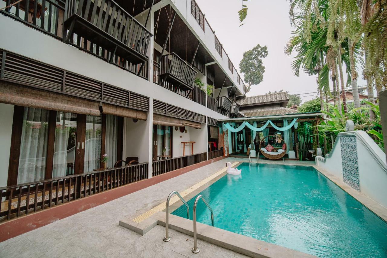 Baan Huenphen Hotel Chiang Mai Esterno foto